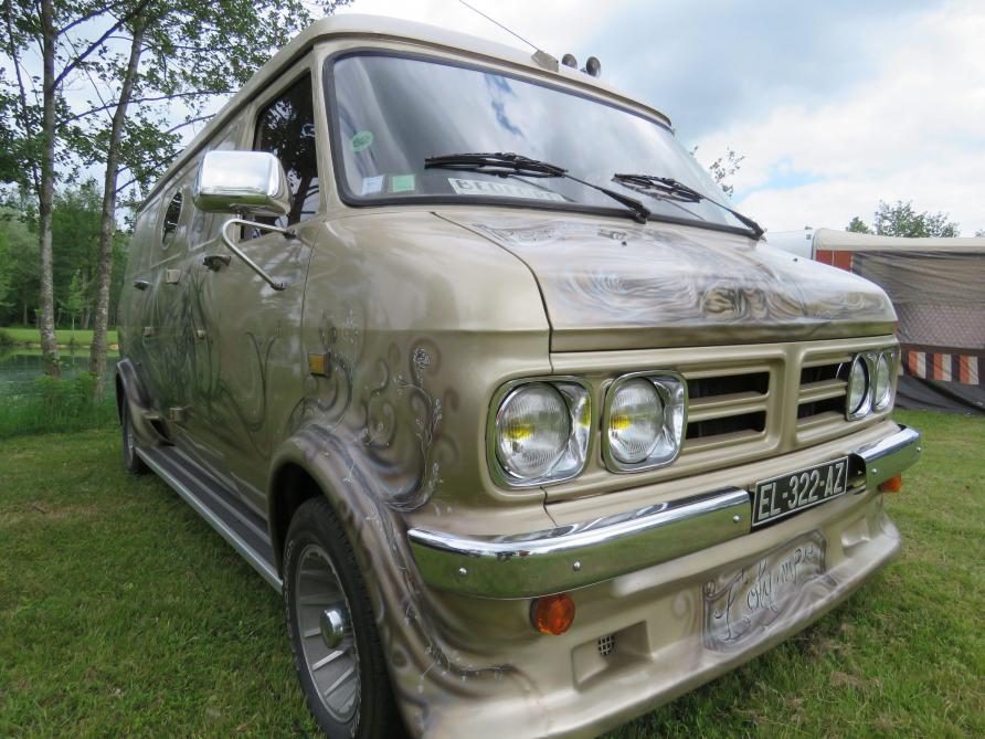 Bedford van shop amenage